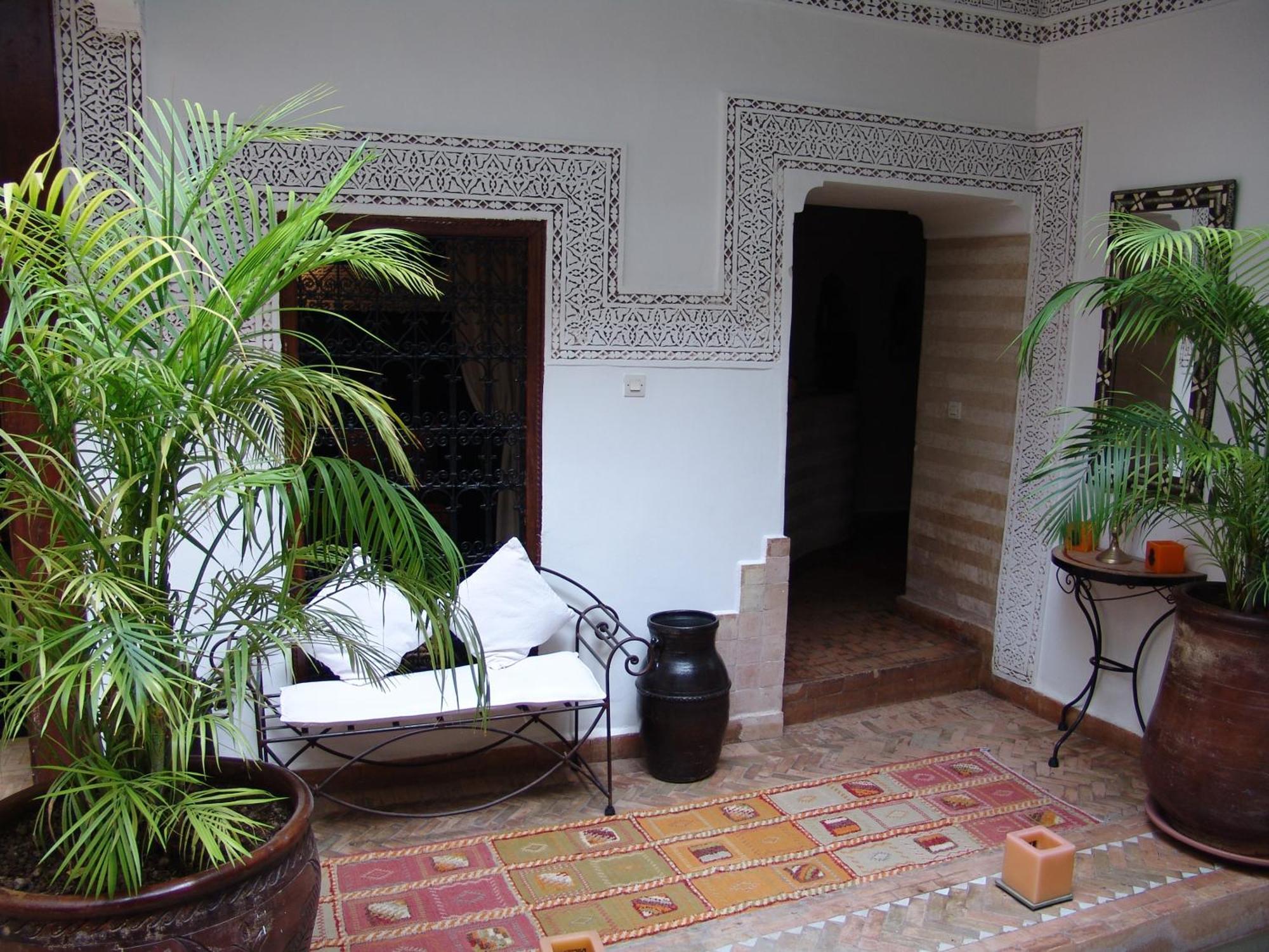 Riad Les Nuits De Marrakech