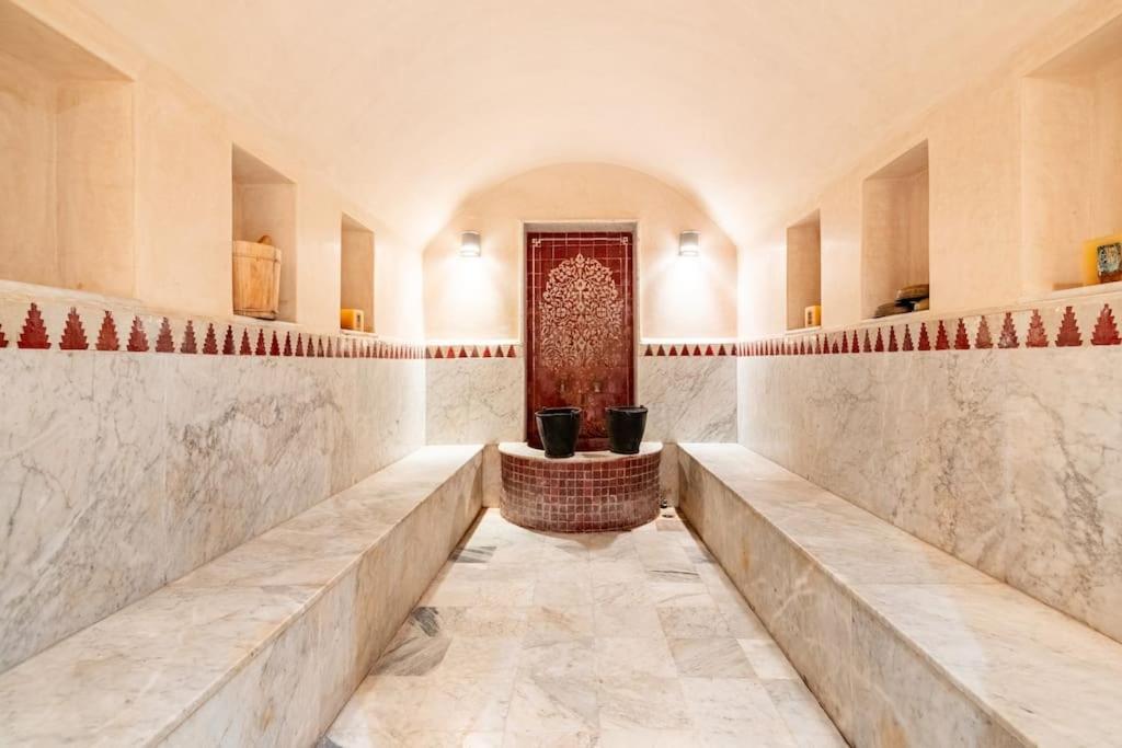 Pousada Sur Le Golf De La Palmeraie With Cooker And Butler Included *