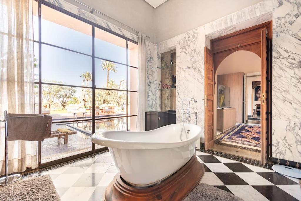 Pousada Sur Le Golf De La Palmeraie With Cooker And Butler Included *