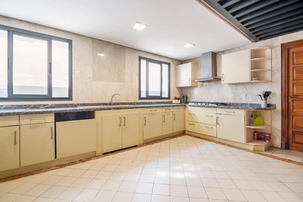 Pousada Sur Le Golf De La Palmeraie With Cooker And Butler Included