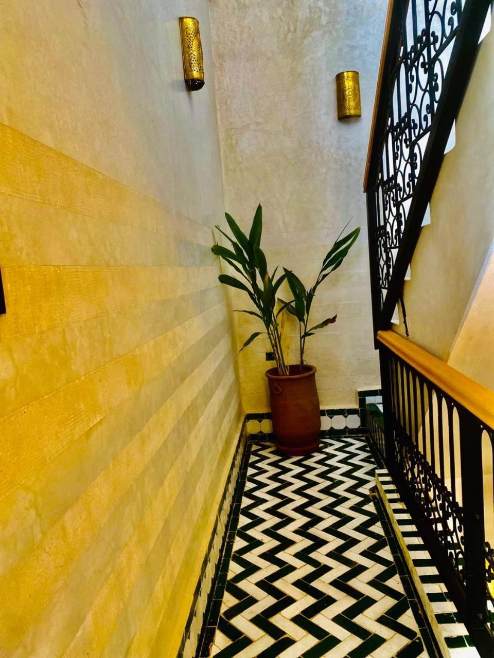 Guest house Ks & *