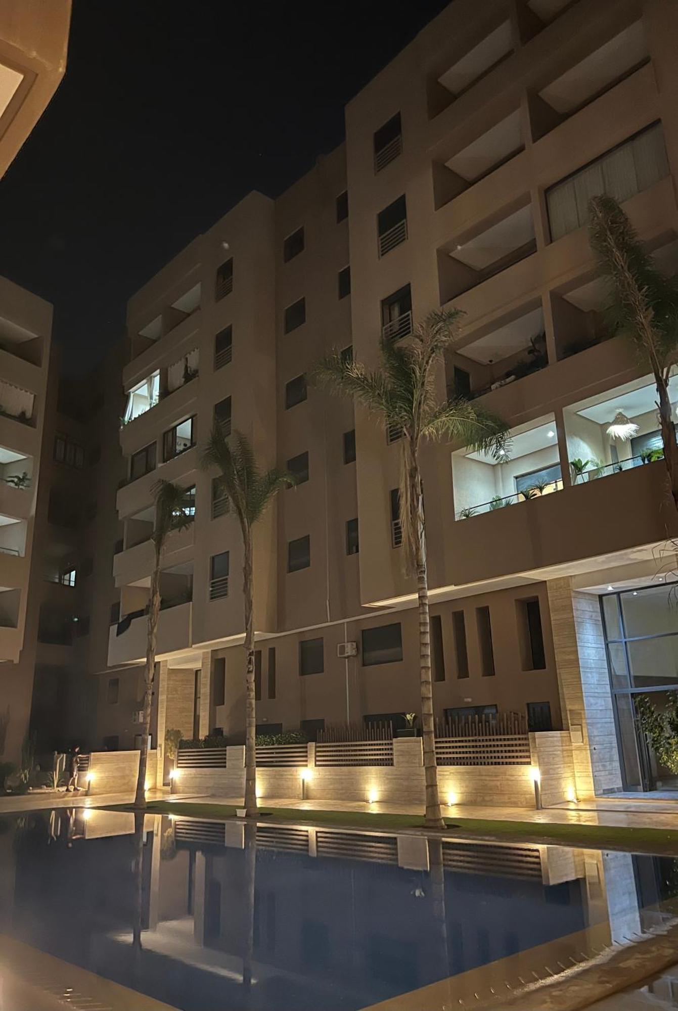 Apartment Superbe En Piscine Parking M25 *
