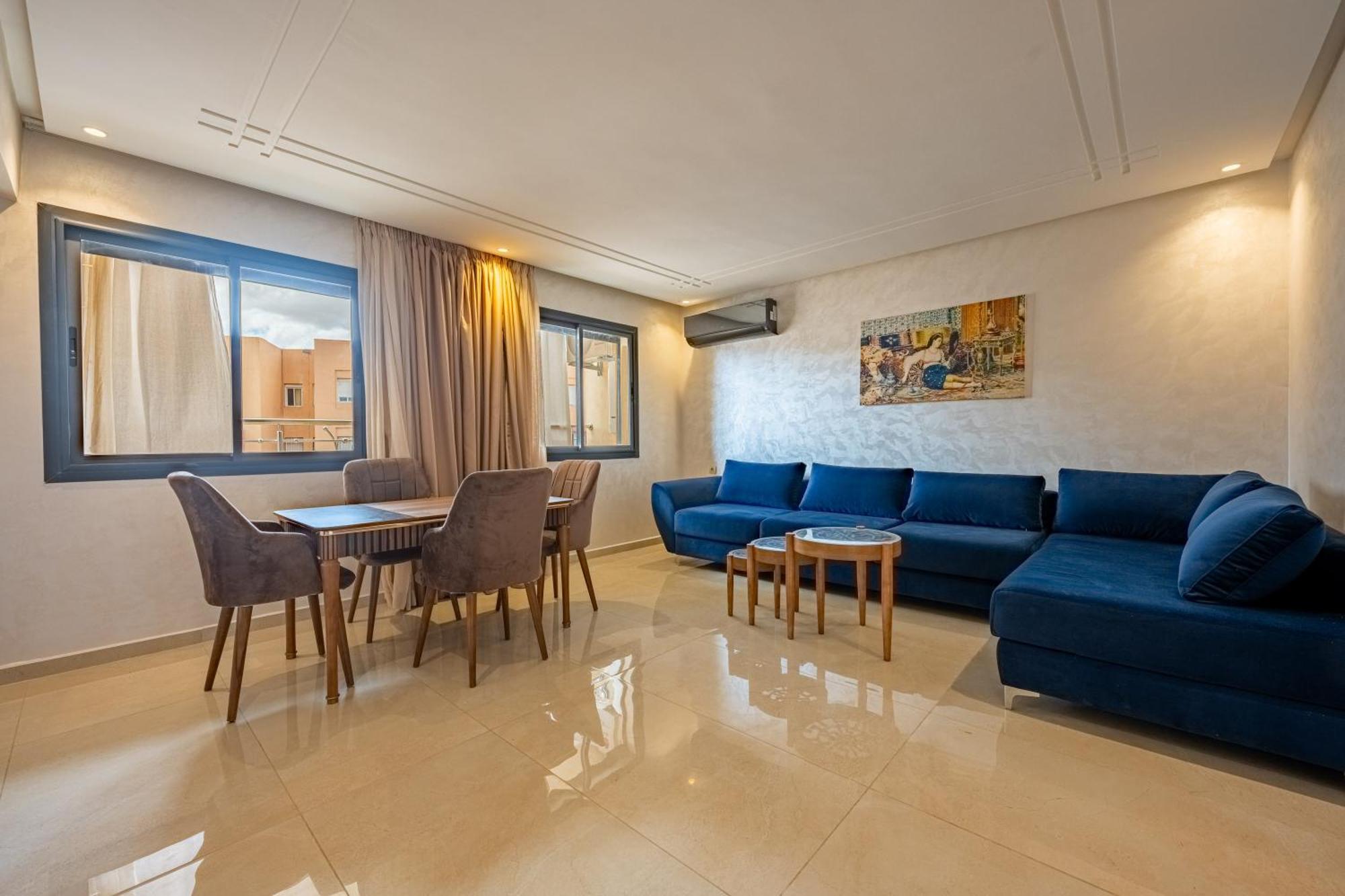3 Avec Piscine Apartamento