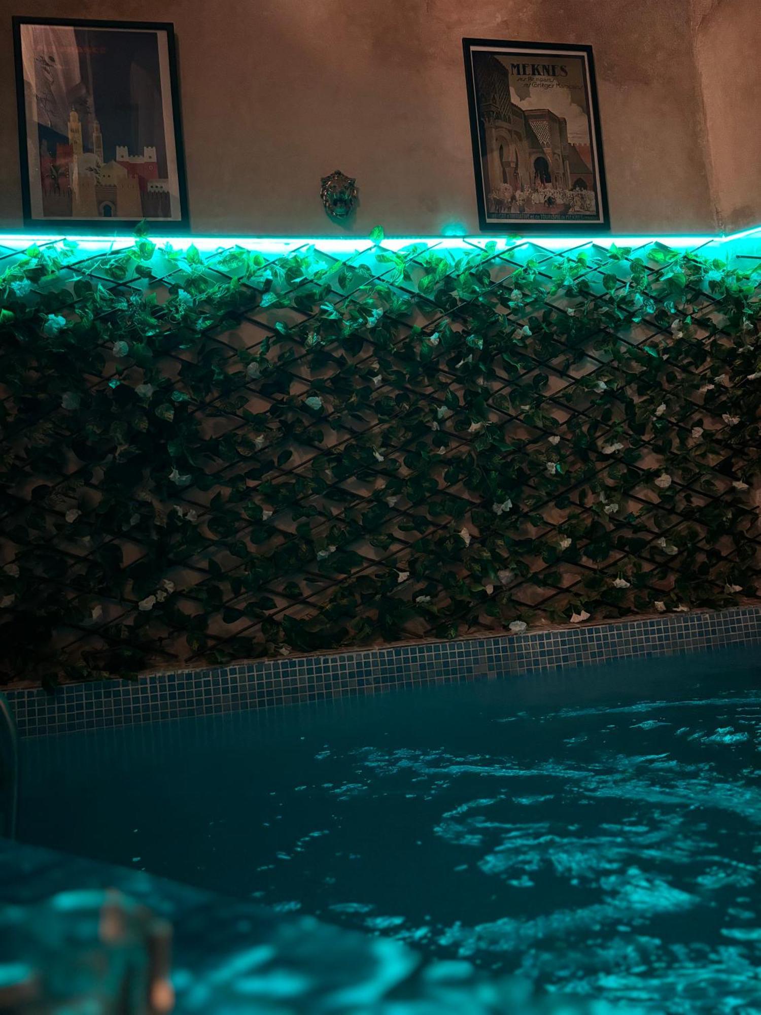 Sanwa Riad *