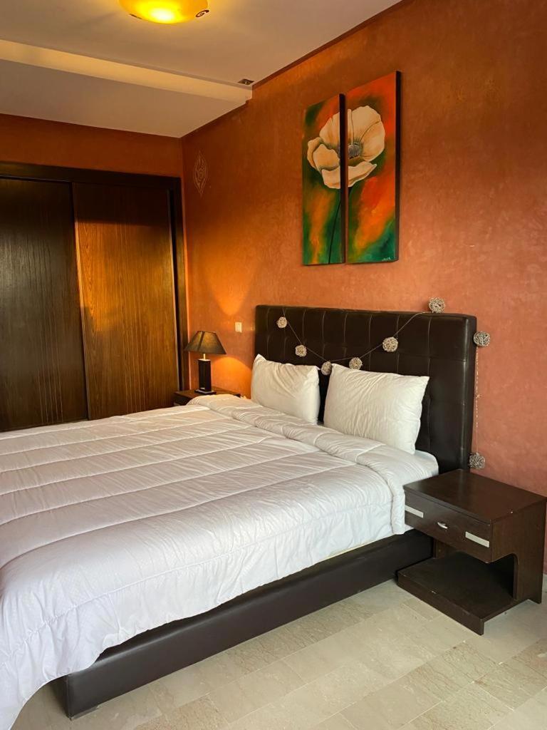 Cosy Avec Piscine Apartment *