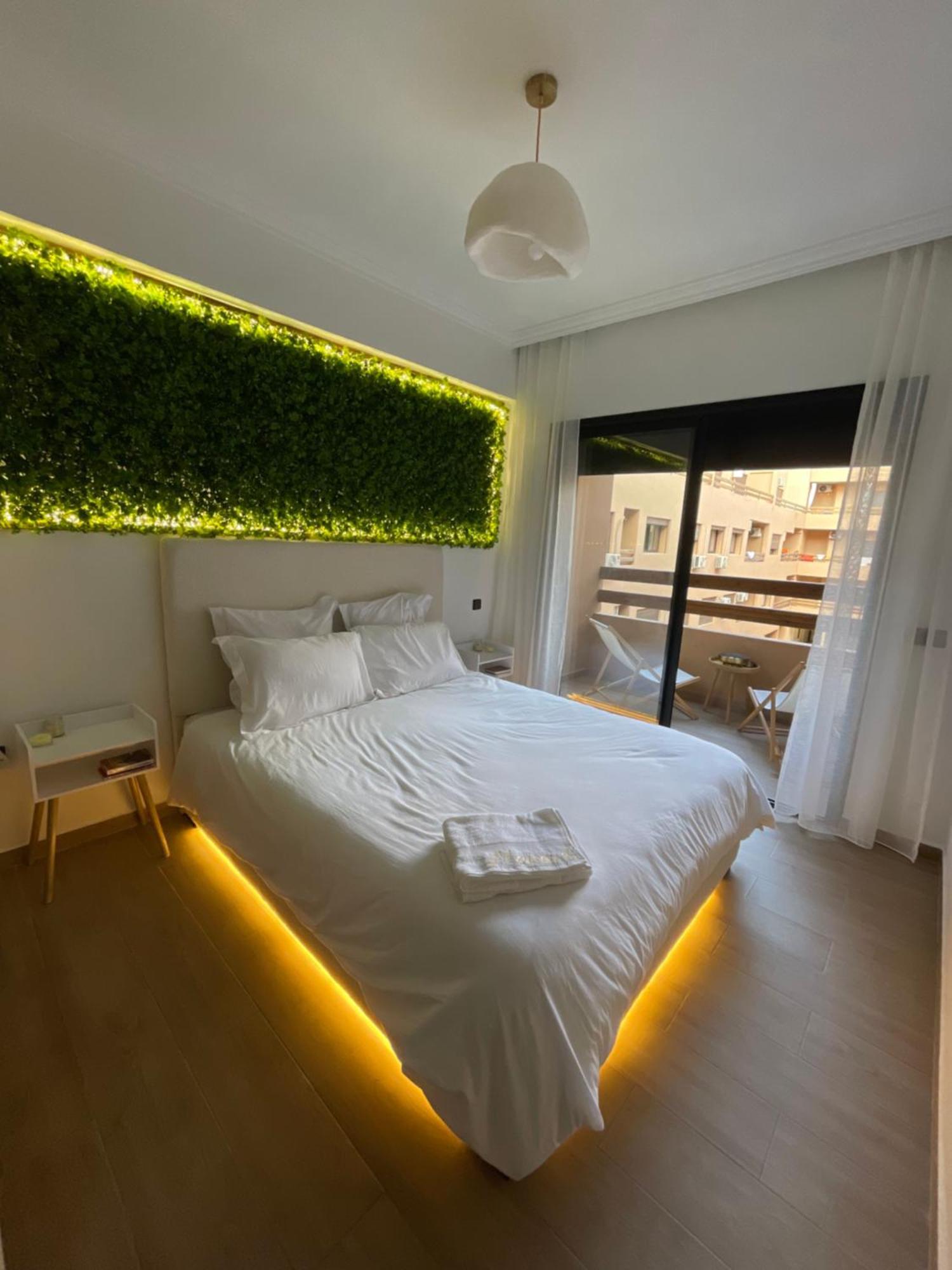Luxueuse Avec Jacuzzi En Plein Coeur De Marrakech Apartment Marrakesh