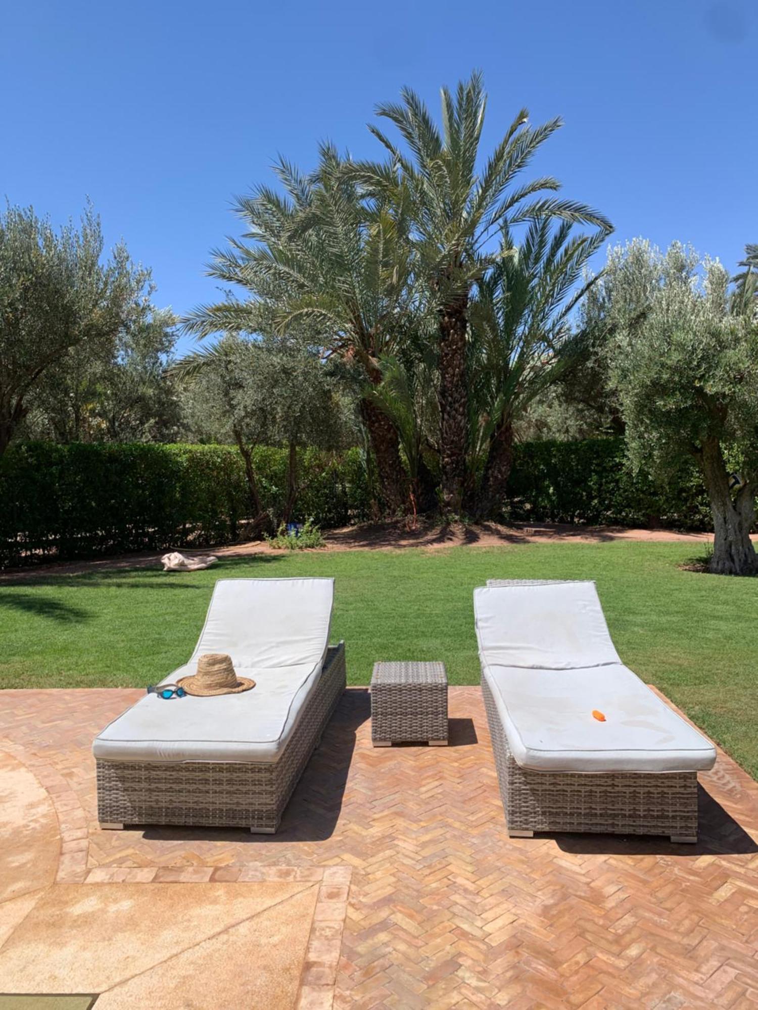 Villa Avec Piscine Privatisee A La Palmeraie *