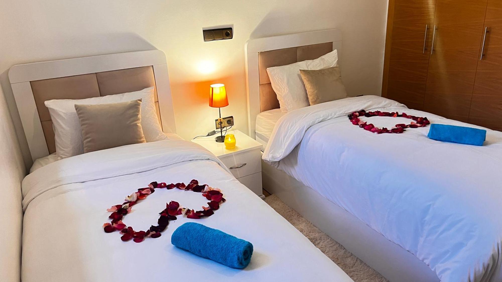 Mini-villa Situee Dans Prestigia A Marrakech, Avec Vue Sur La Piscine Et Le Golf Securite 24h Sur 24 Et Proximite Ideale De L Aeroport 5 Minutes C Est Parfaite Pour Des Apartment *