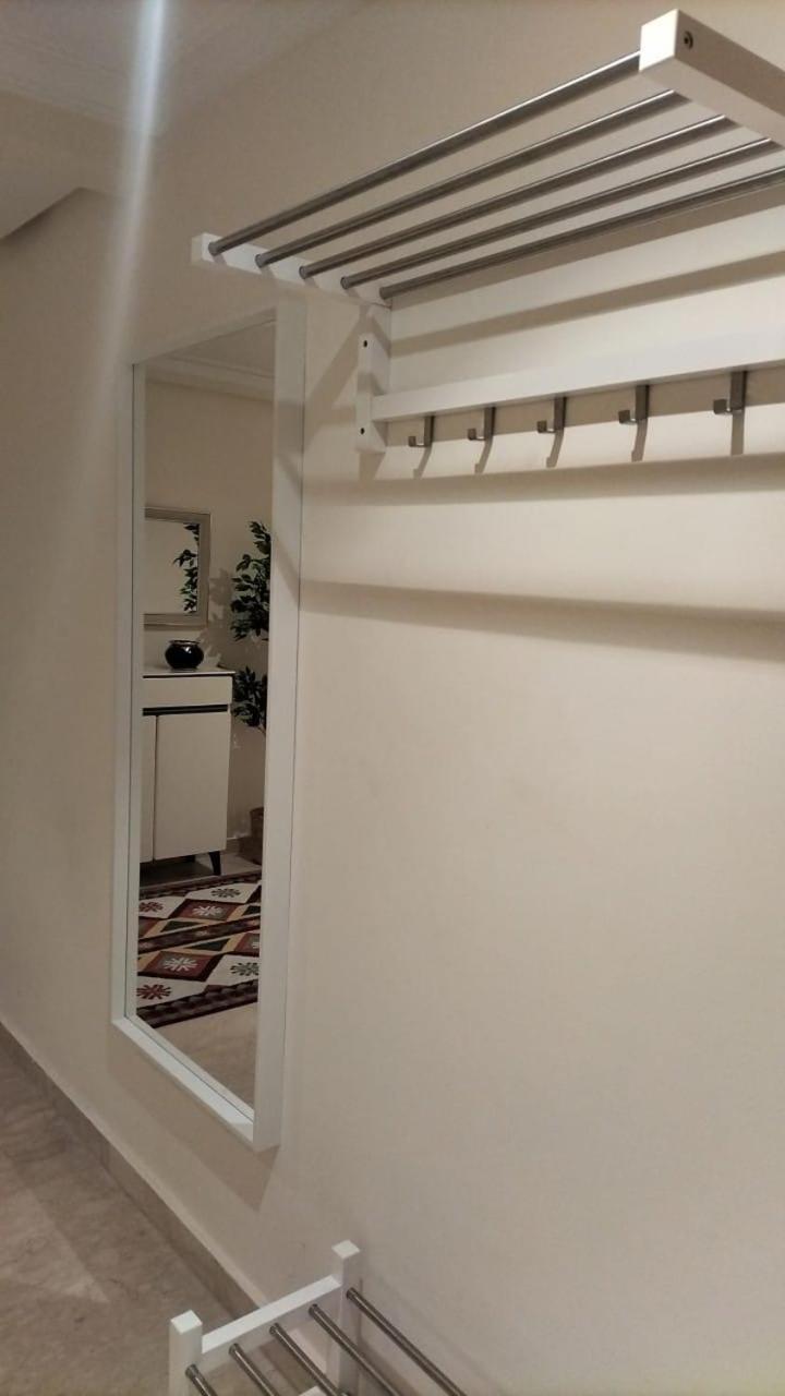 Schone Ferienwohnung: Poolblick Und Terrasse Nahe Majorelle Garden Marraquexe