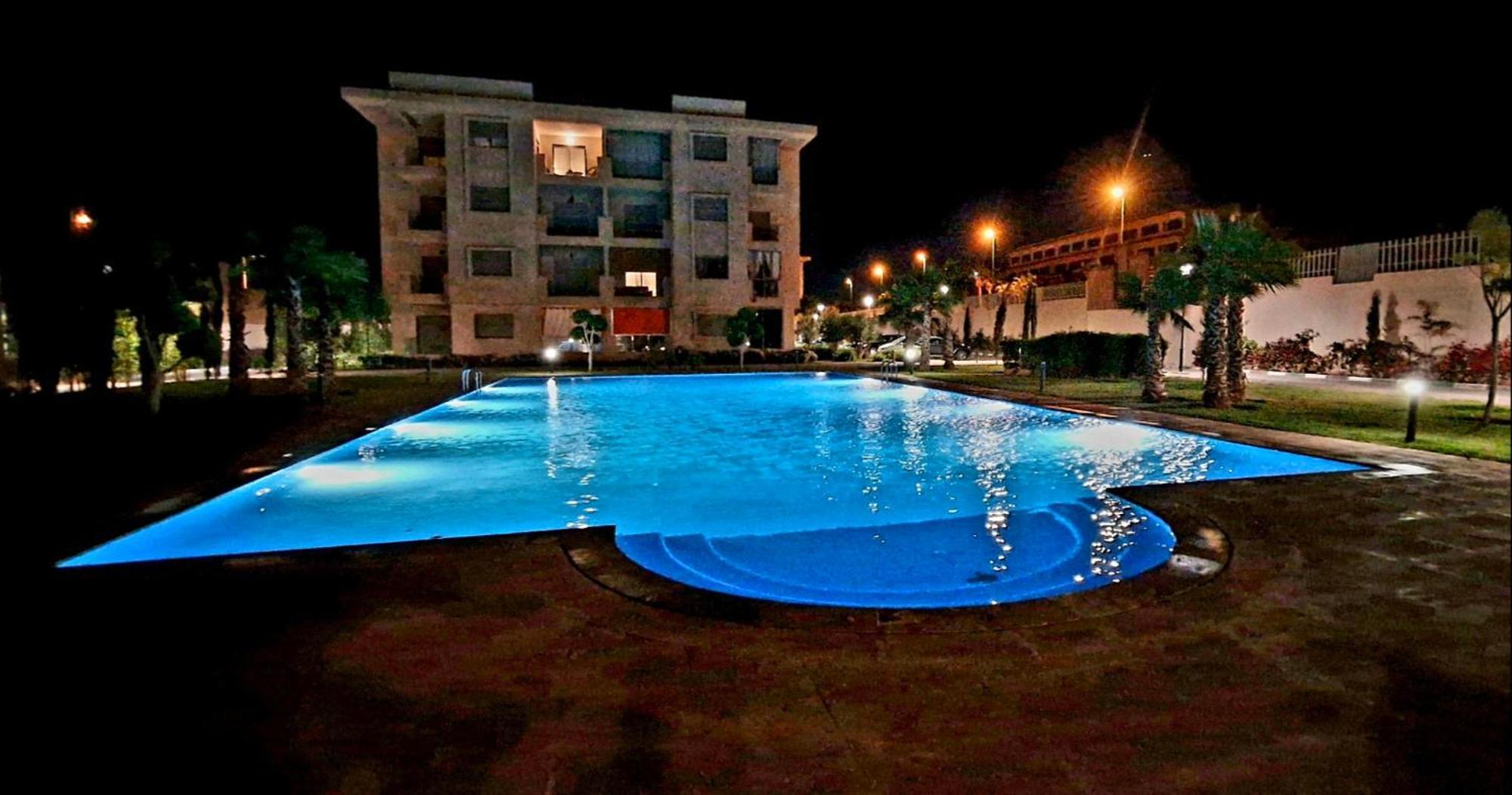 Cosy Avec 2 Piscines, 2 Ch, 2 Sdb Marrakech Apartment *