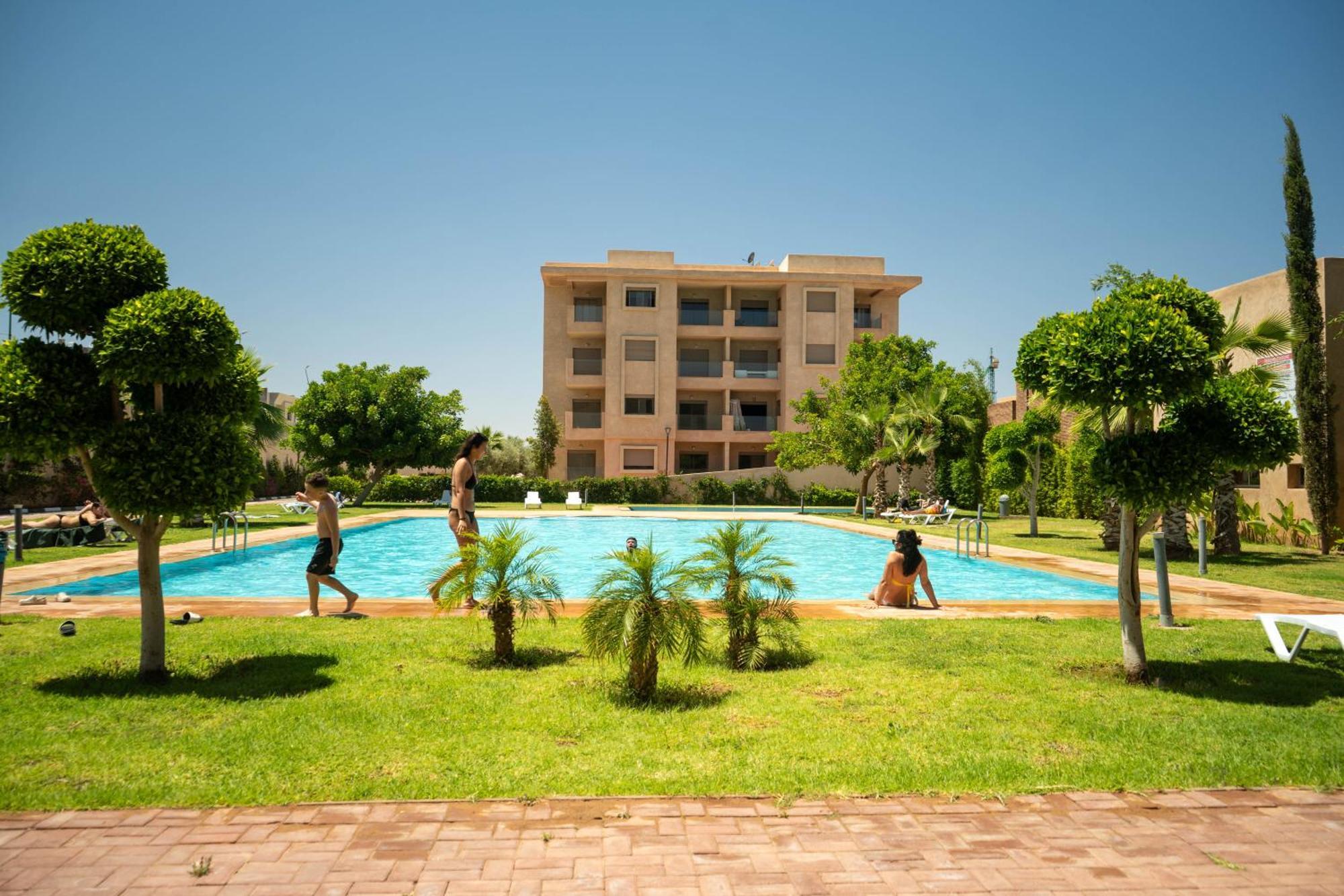 Apartment Magnifique Moderne De 2 Avec Piscine A 10 Min Du Centre De Marrakech