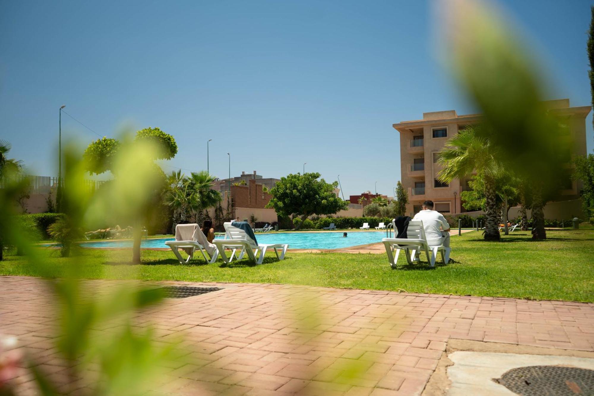 Apartamento Magnifique Moderne De 2 Avec Piscine A 10 Min Du Centre De Marrakech