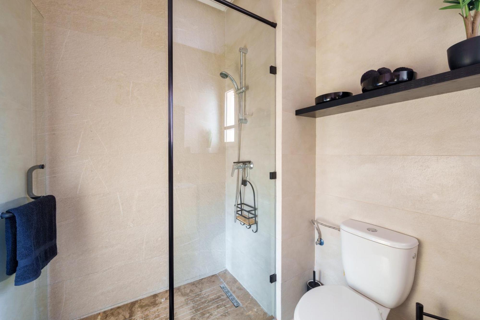 View Pool - 3 - Optical Fiber Apartment