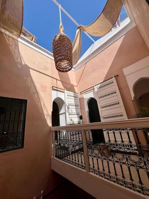 Villa Magnifique Prive 3 Chambres, Terrasse Sur Le Toit A Marrakech Au Coeur De La Medina