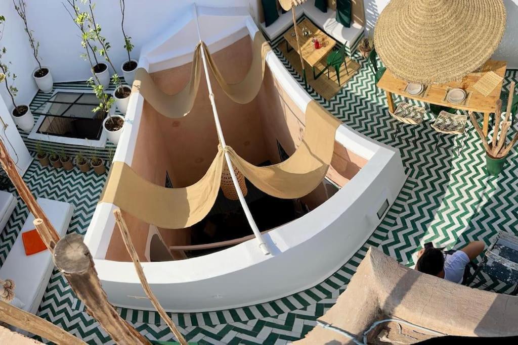 Magnifique Prive 3 Chambres, Terrasse Sur Le Toit A Marrakech Au Coeur De La Medina Marrakesh