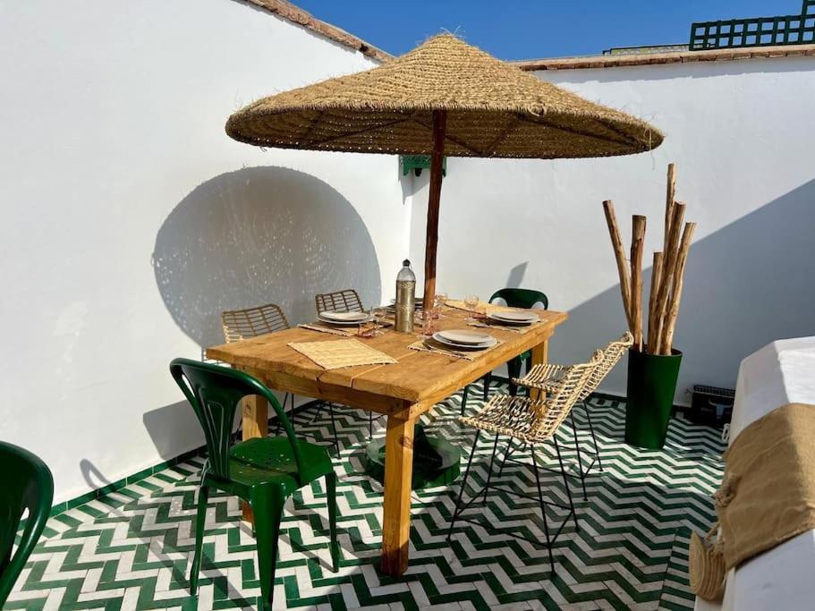 Magnifique Prive 3 Chambres, Terrasse Sur Le Toit A Marrakech Au Coeur De La Medina Villa