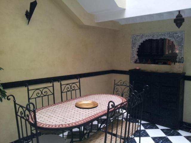 Riad Les Portes De La Medina