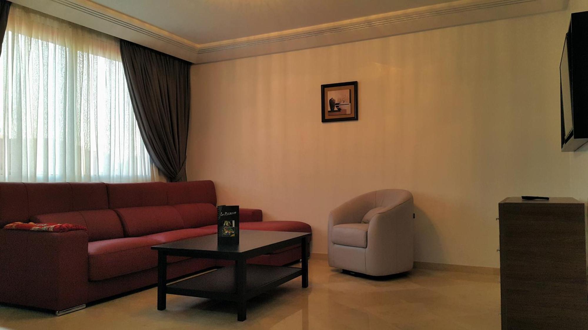 Aparthotel Mouna 3*