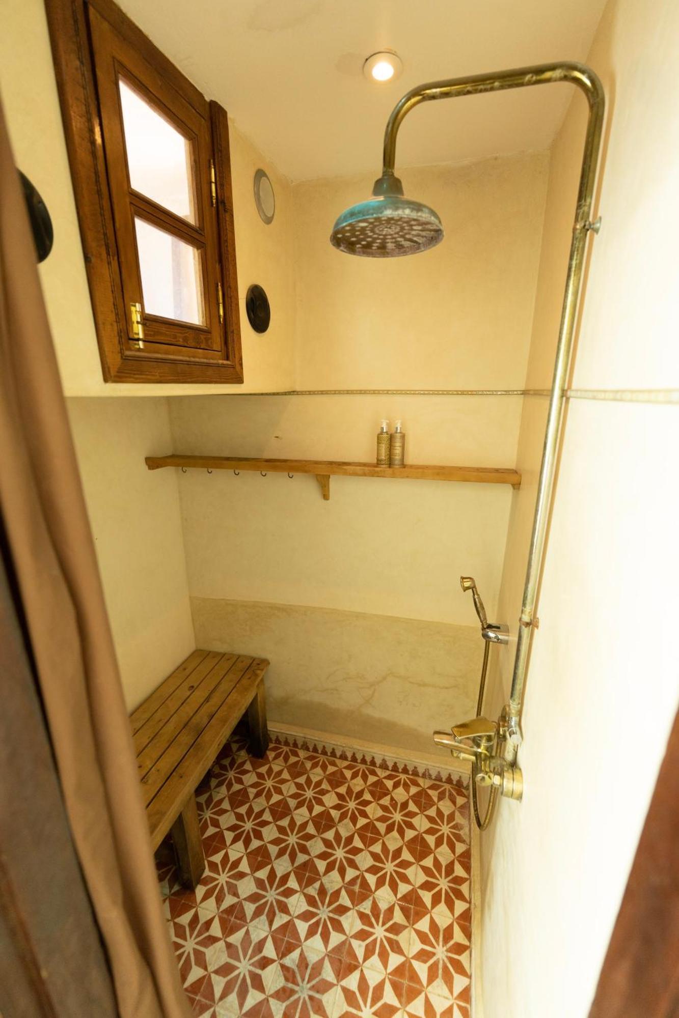 Abelia - 2024 Traveler's Choice Award Riad