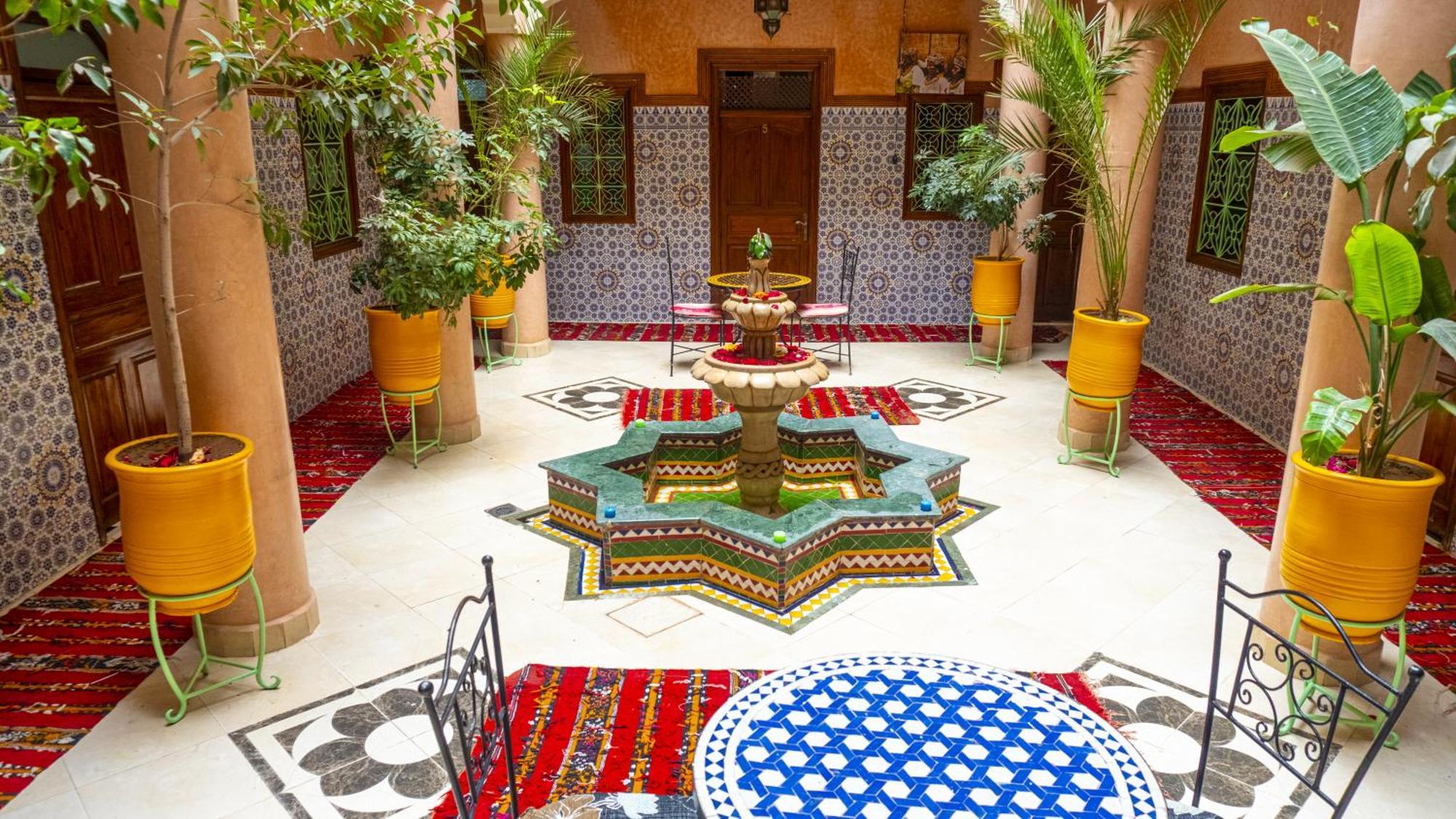 Hotel Imouzzer *