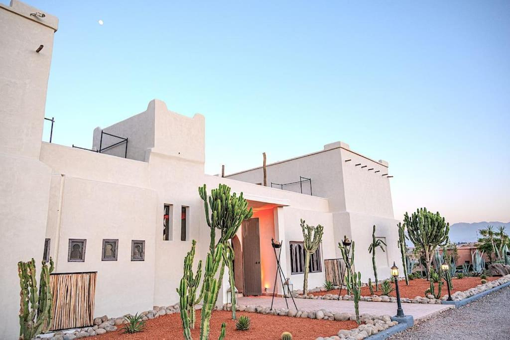 Private Villa, Up To 38 People, Massages, Catering *