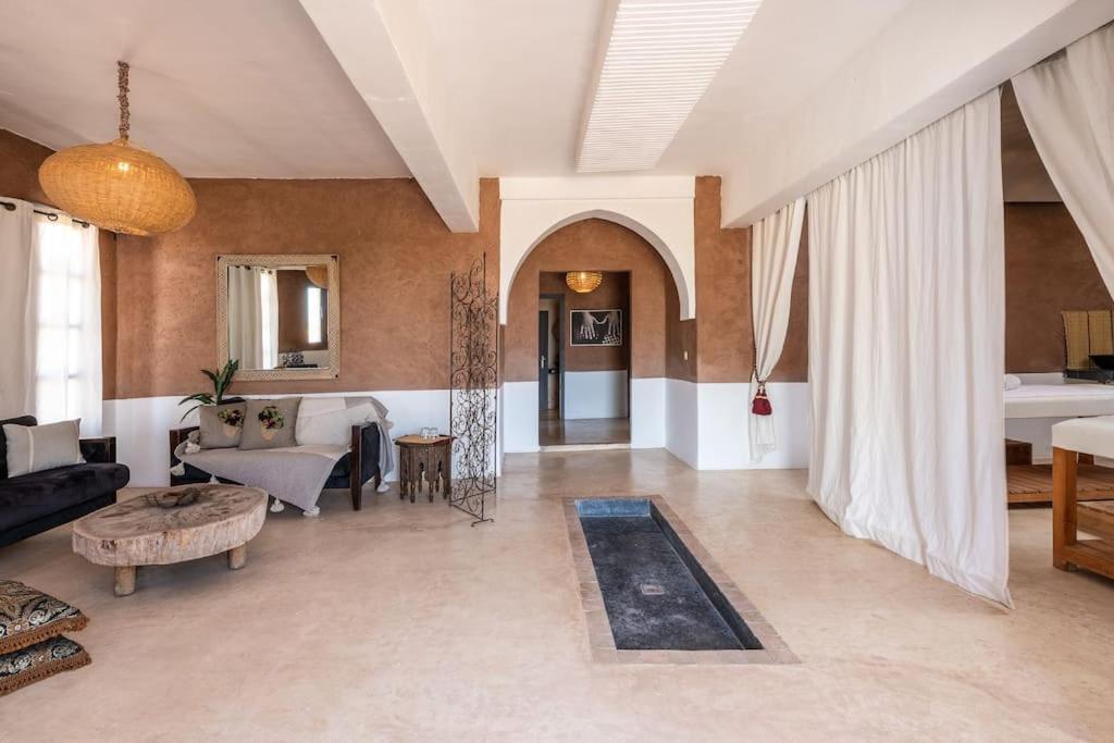 Villa Private Villa, Up To 38 People, Massages, Catering *