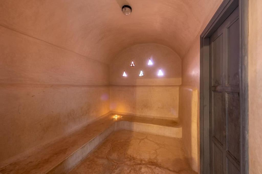 Villa Private Villa, Up To 38 People, Massages, Catering