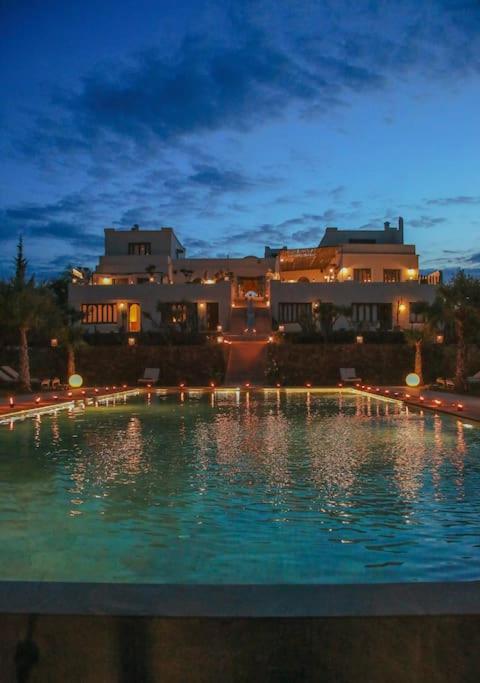 Villa Private Villa, Up To 38 People, Massages, Catering *