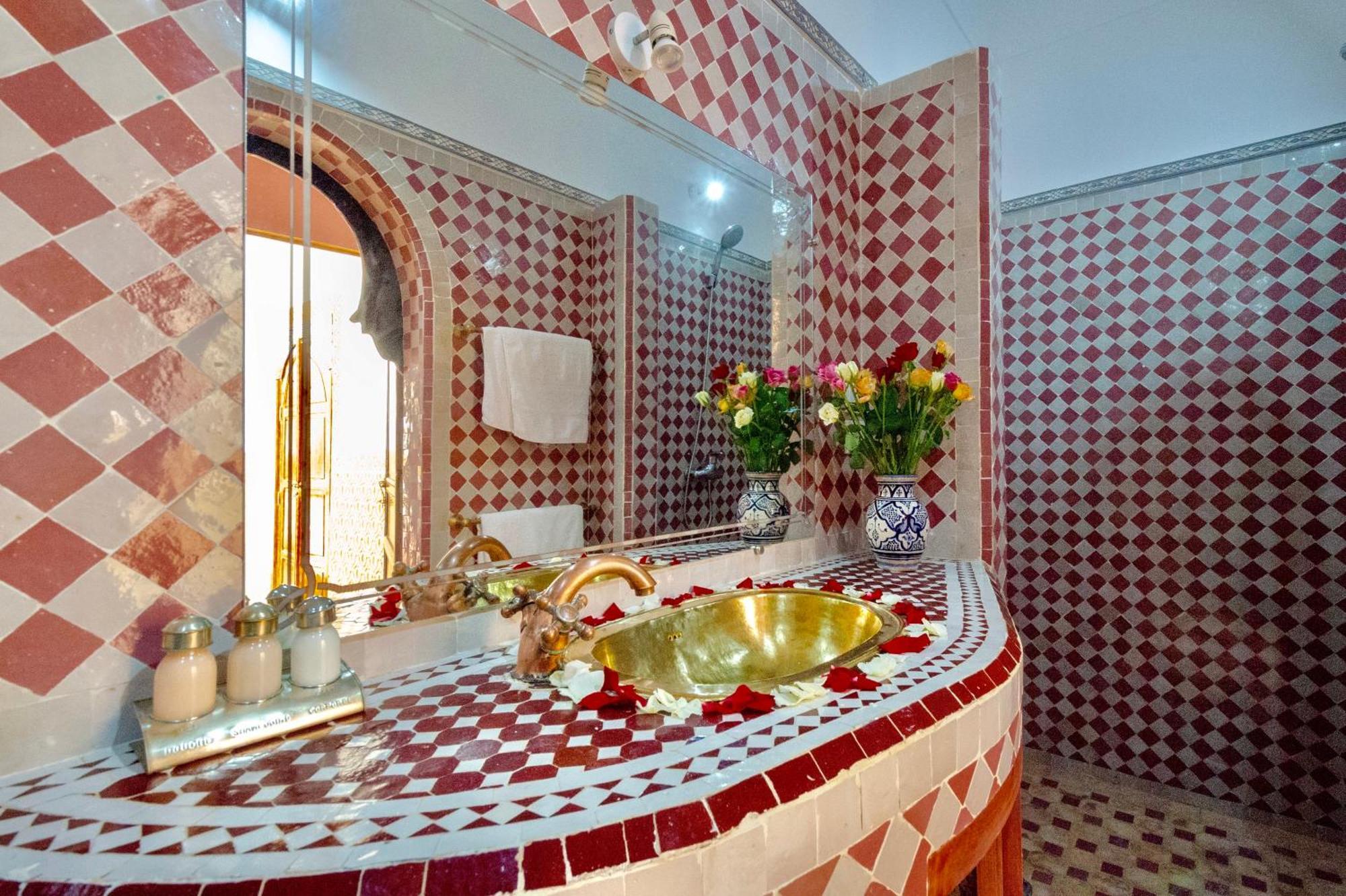 Shaden Riad 4*