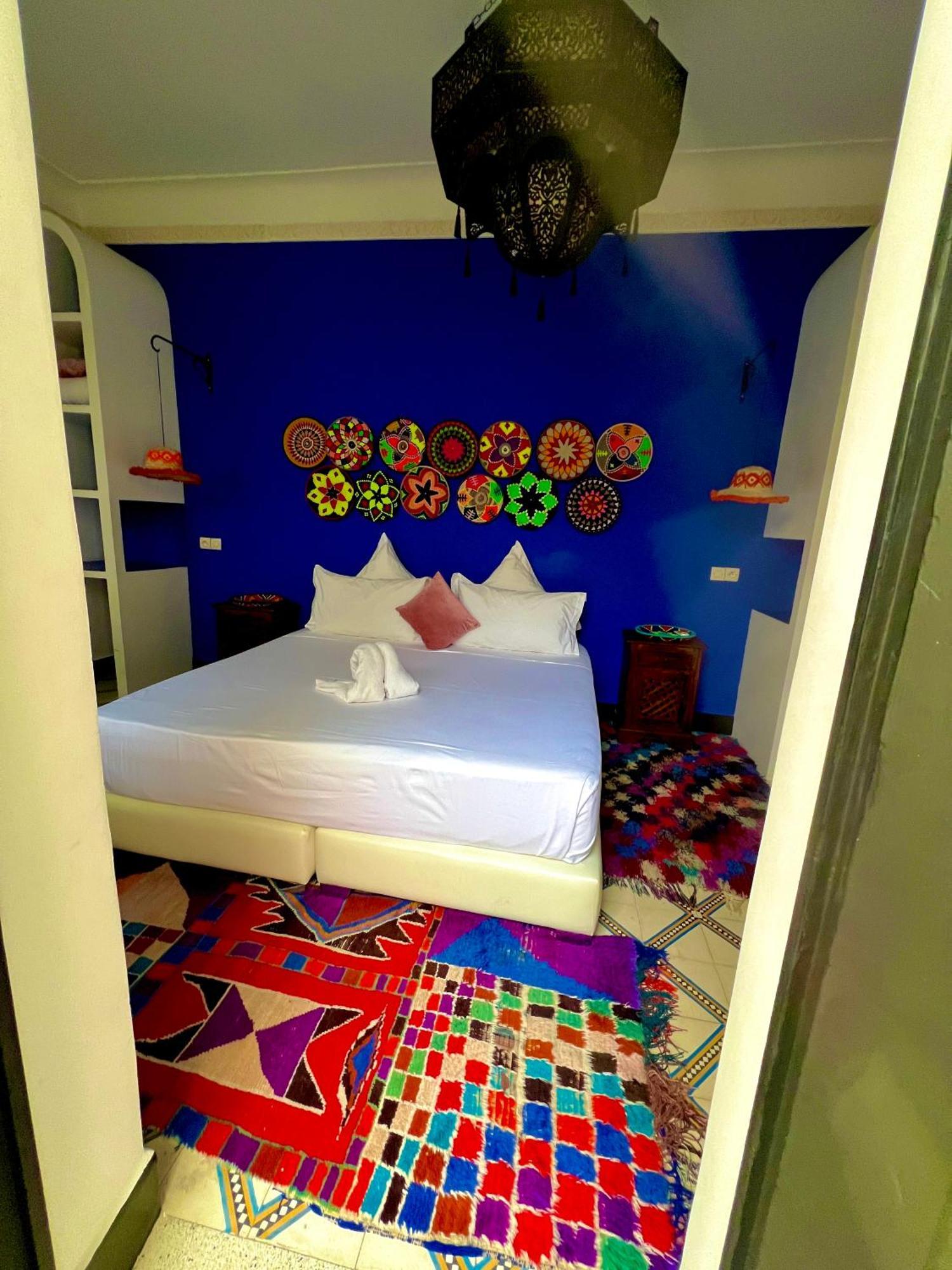 New Moon Bed and breakfast 3*