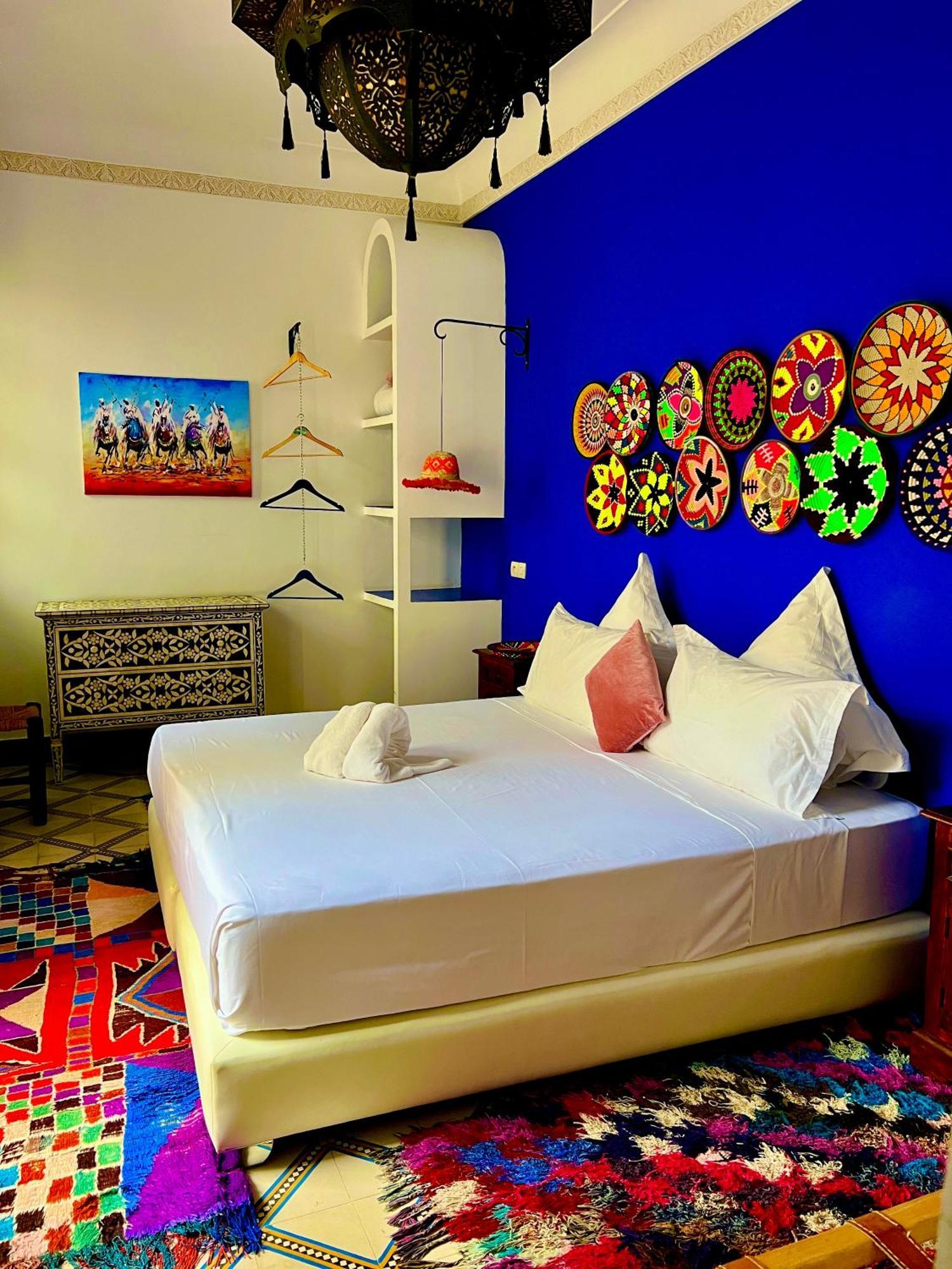 New Moon Bed and breakfast 3*