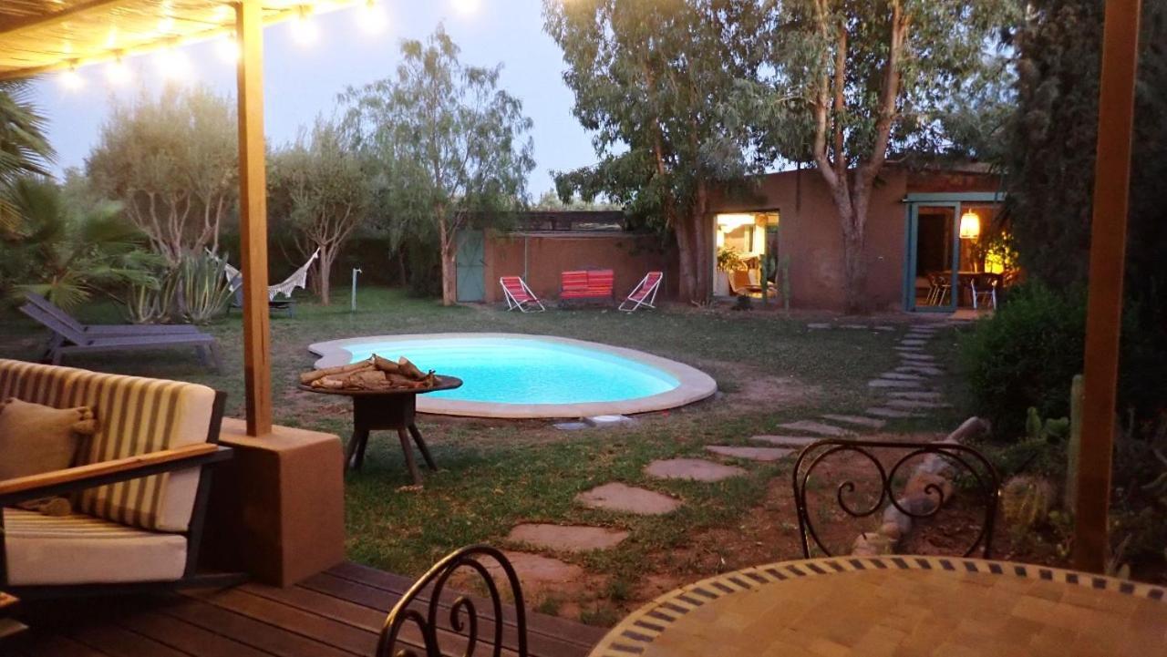 Maison De Campagne Avec Piscine Casa de férias *