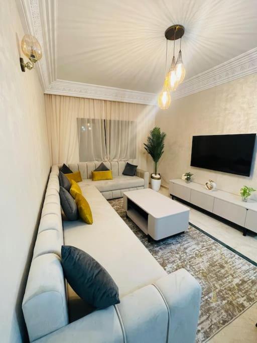 Apartamento De Luxe Avec Piscine Hivernage