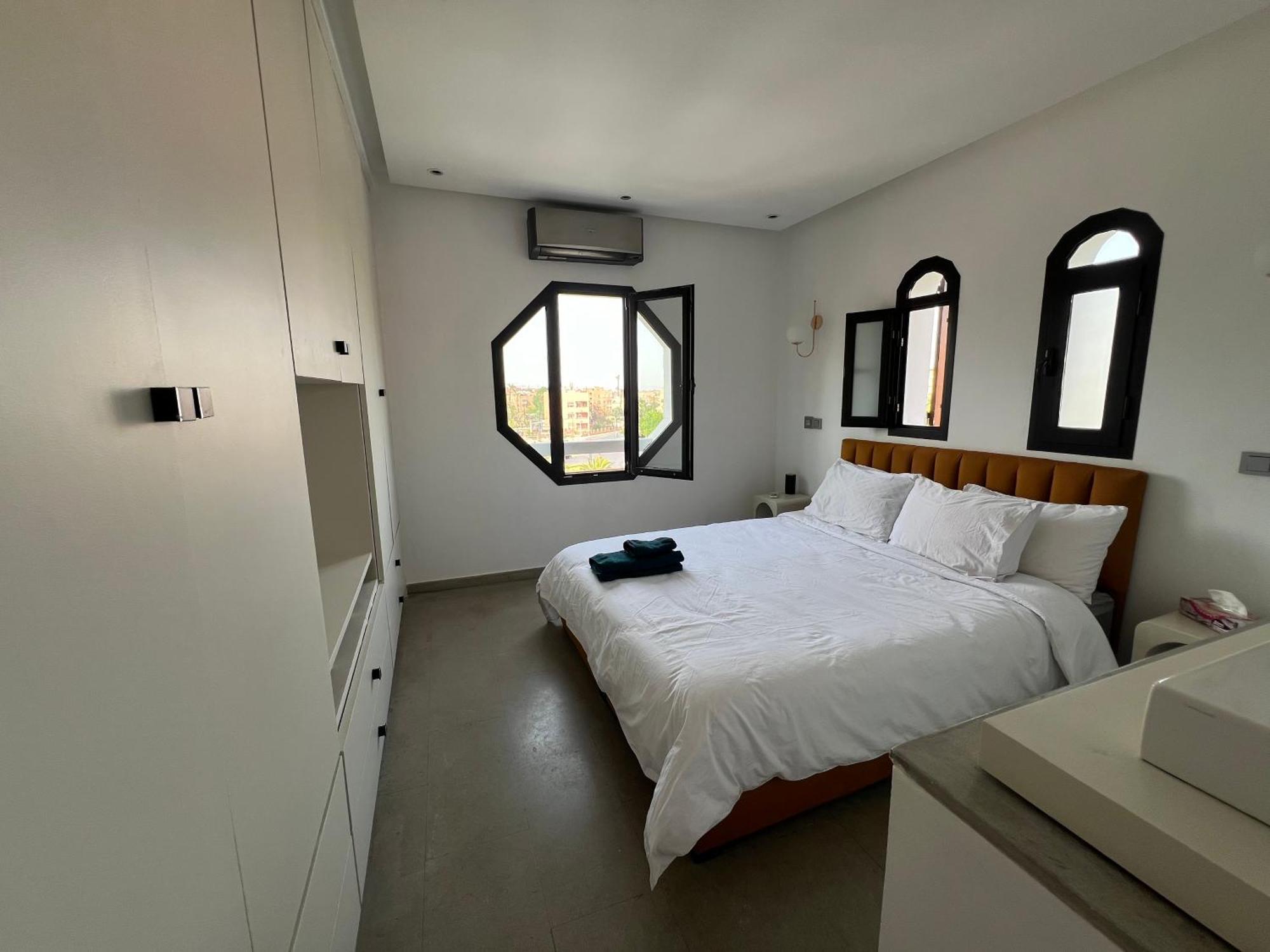 Dans Triangle D'or Apartamento