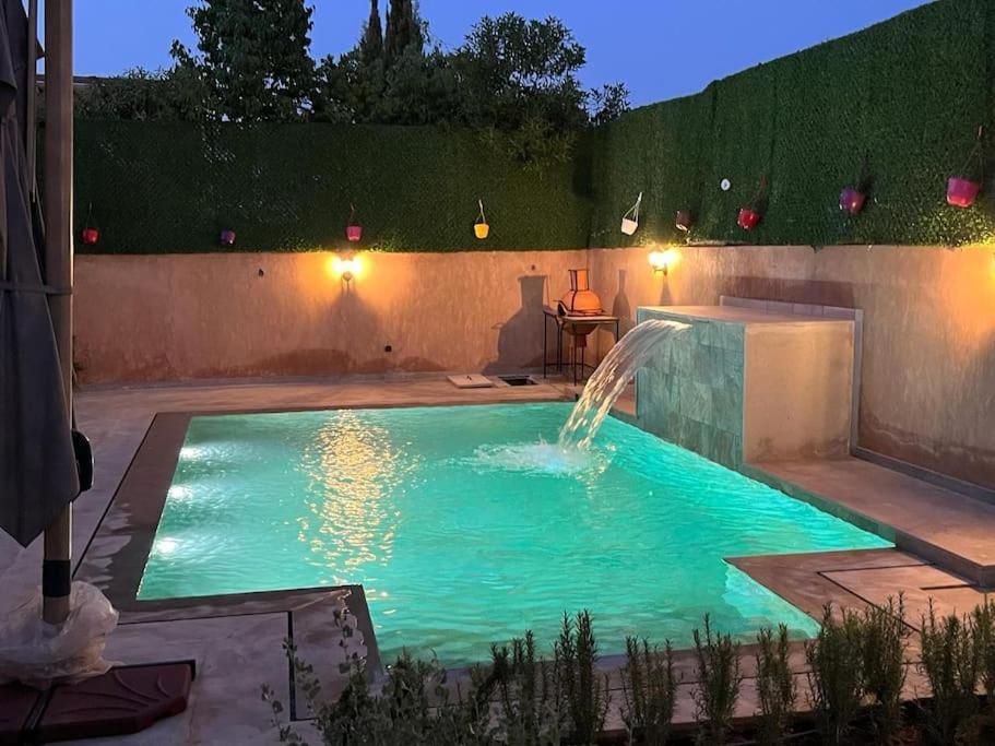 Charming On Ourika Road, Marrakech Villa *