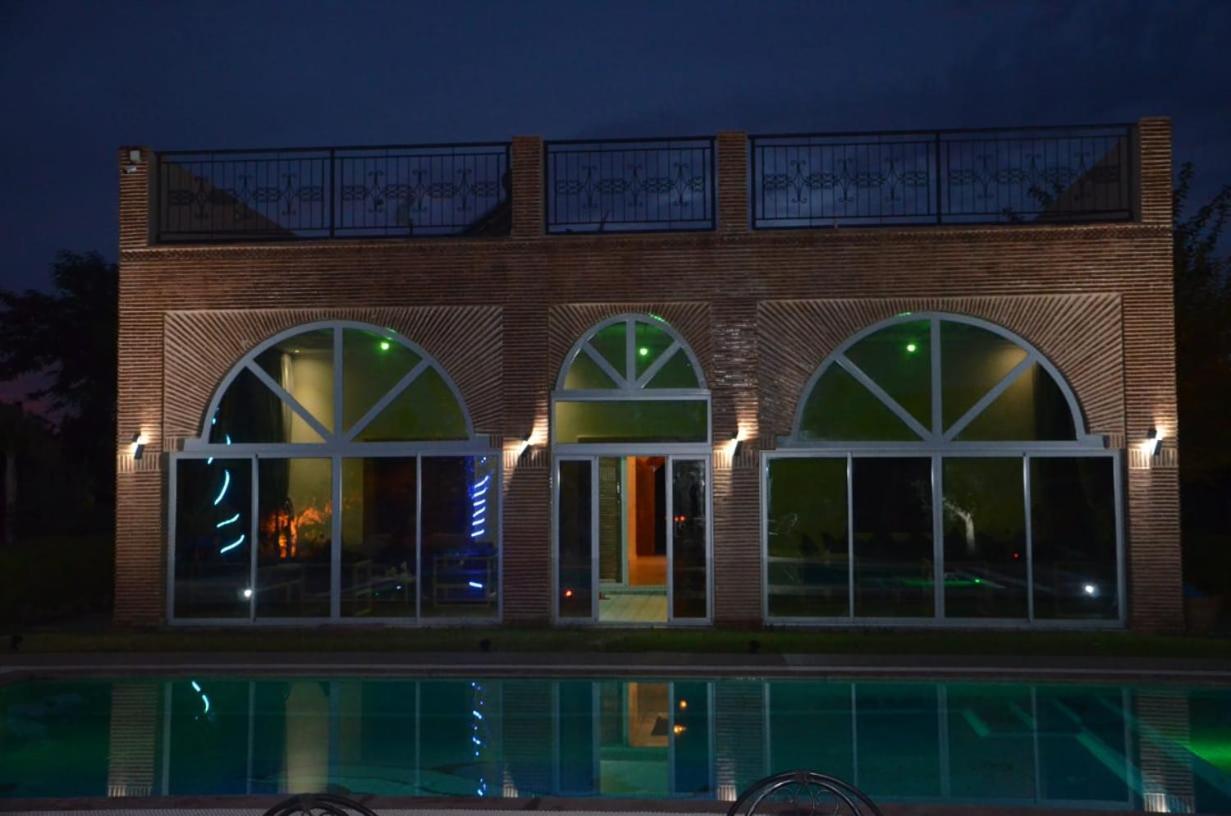 Villaabrajeimmo Villa *