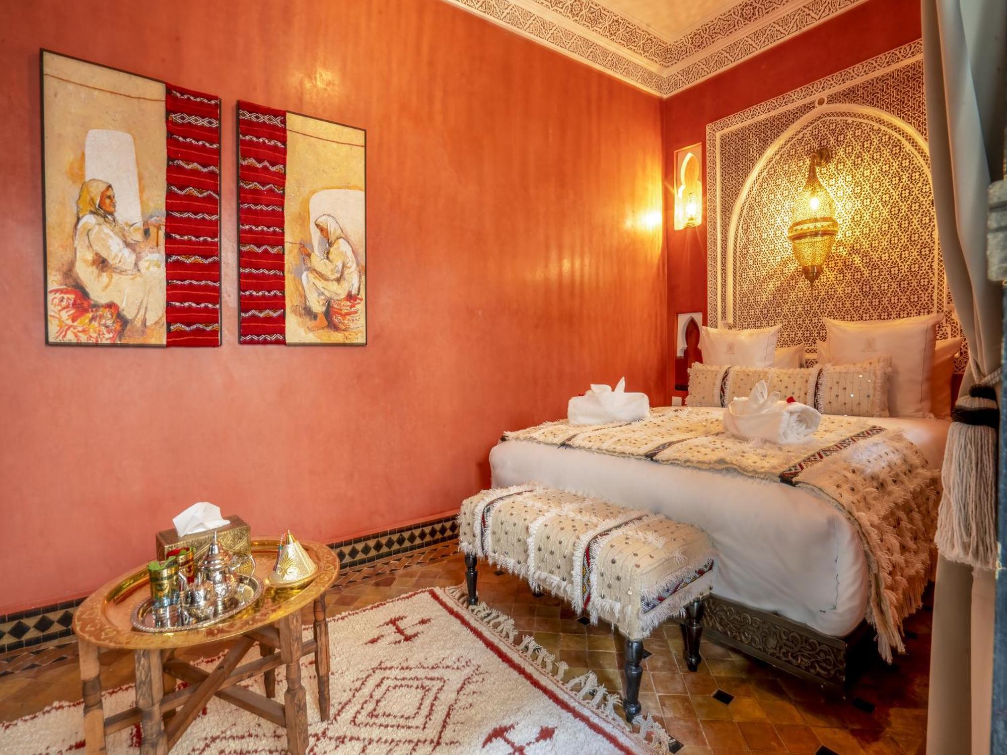 Almisk Guest house *