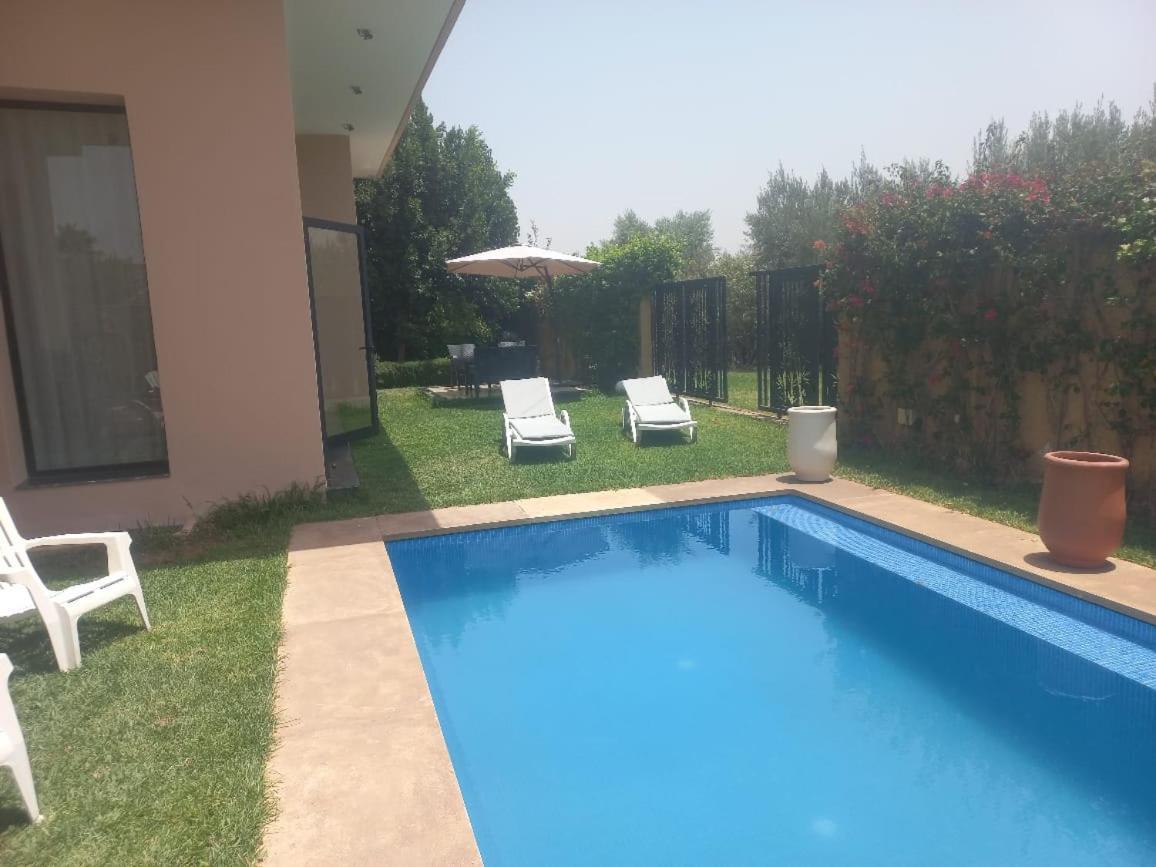 H Amelkis Villa *