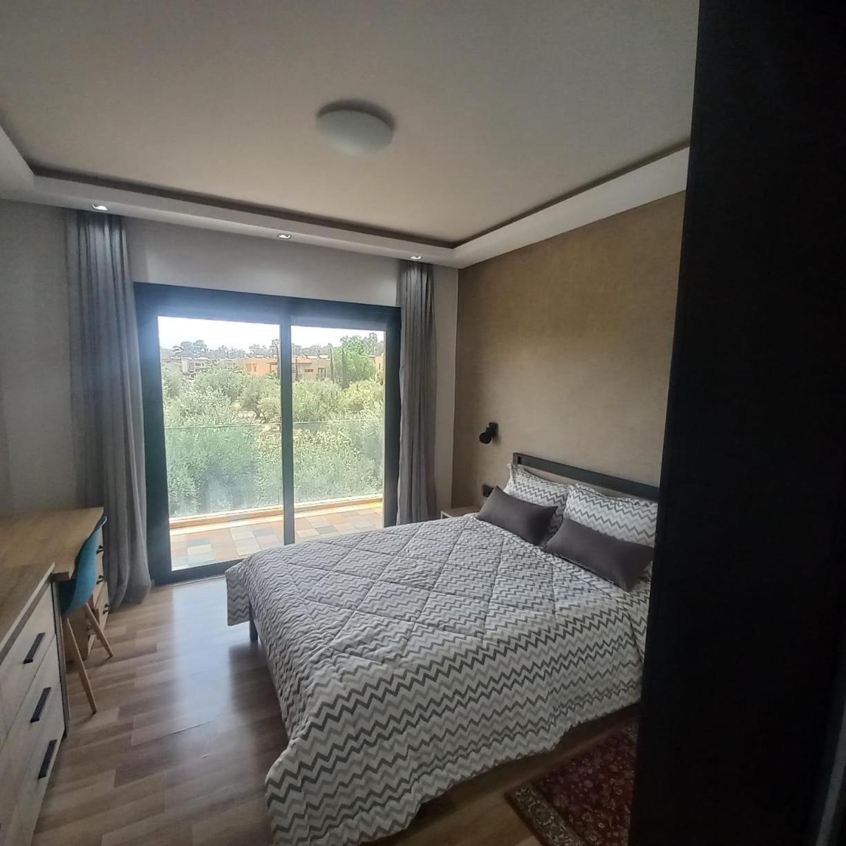 H Amelkis Villa *