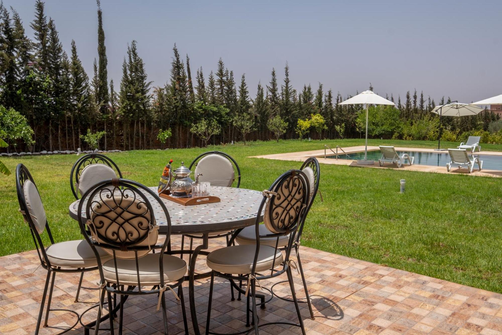 Villa Dar Hamama & *