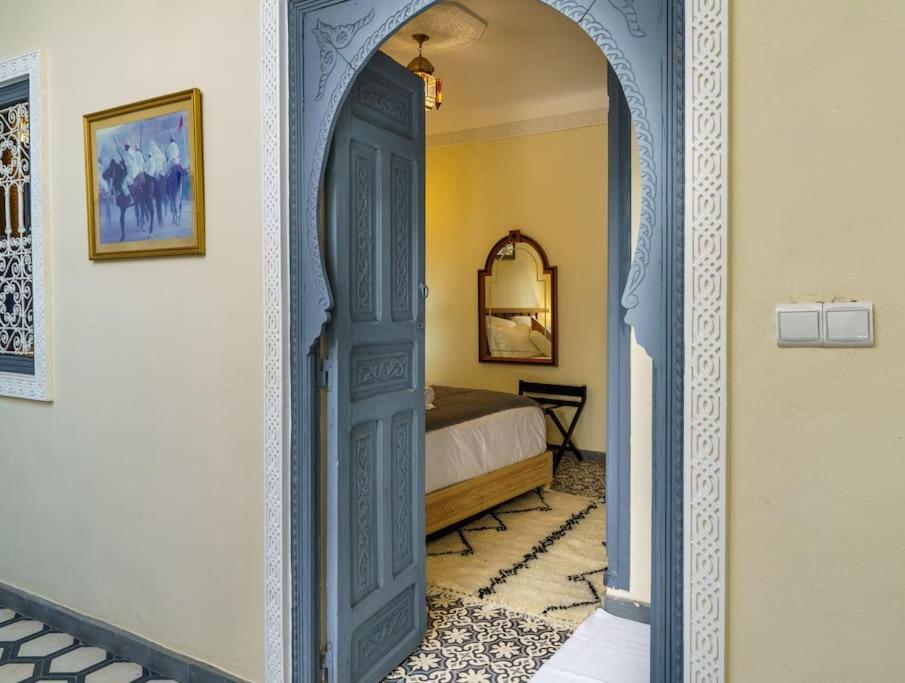 Riad Taher - Piscine - Wifi Fibre Optique - Petit Dejeuner * Marrakesh