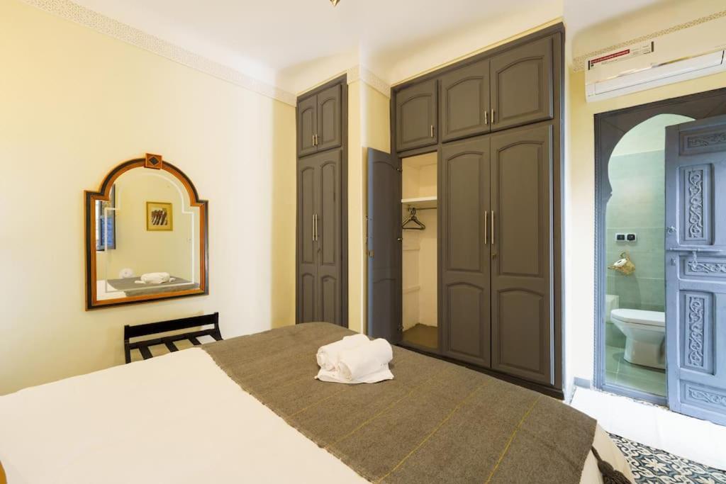 Riad Taher - Piscine - Wifi Fibre Optique - Petit Dejeuner Holiday home Marrakesh