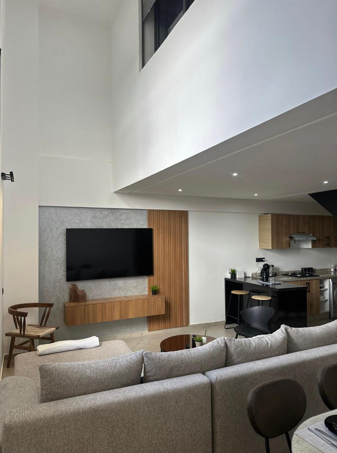Duplex Au Calme Proche Gare Wifi Apartment