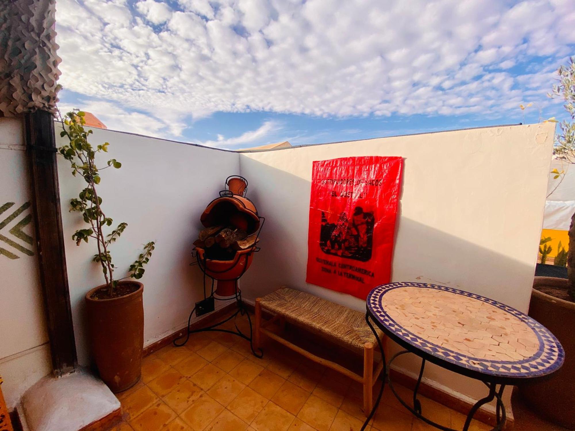 Prive, 5 Et Piscine Holiday home