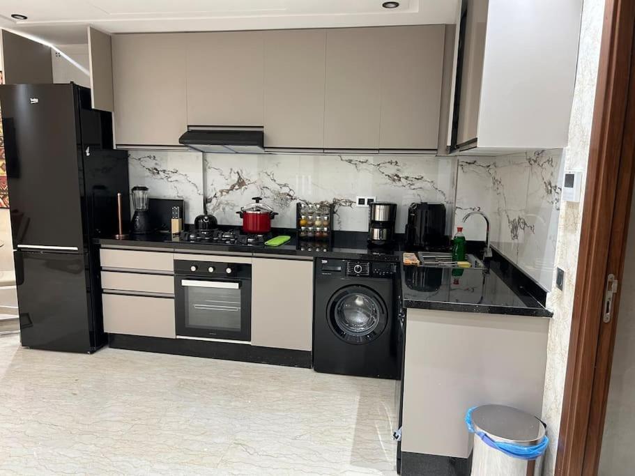 Bel Au Centre-ville Apartment