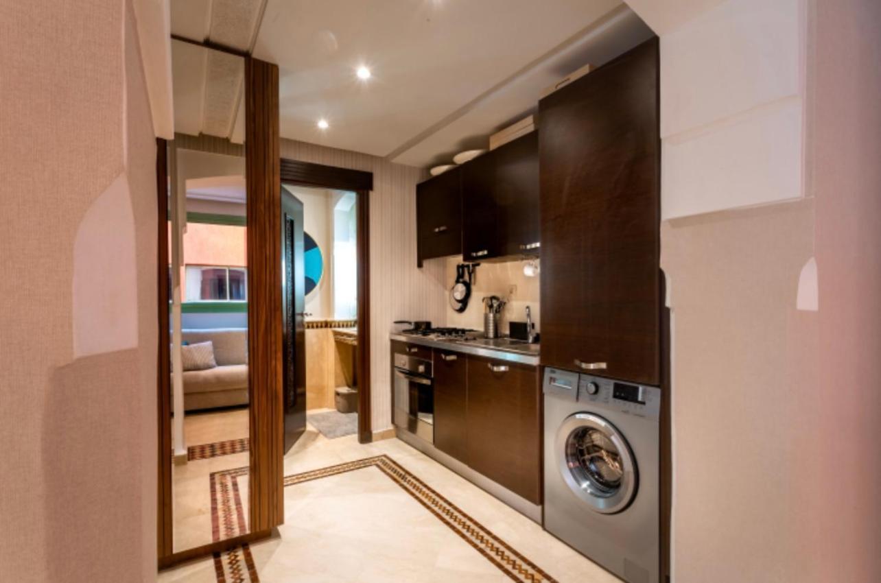 De Luxe Avec Piscine, Hivernage