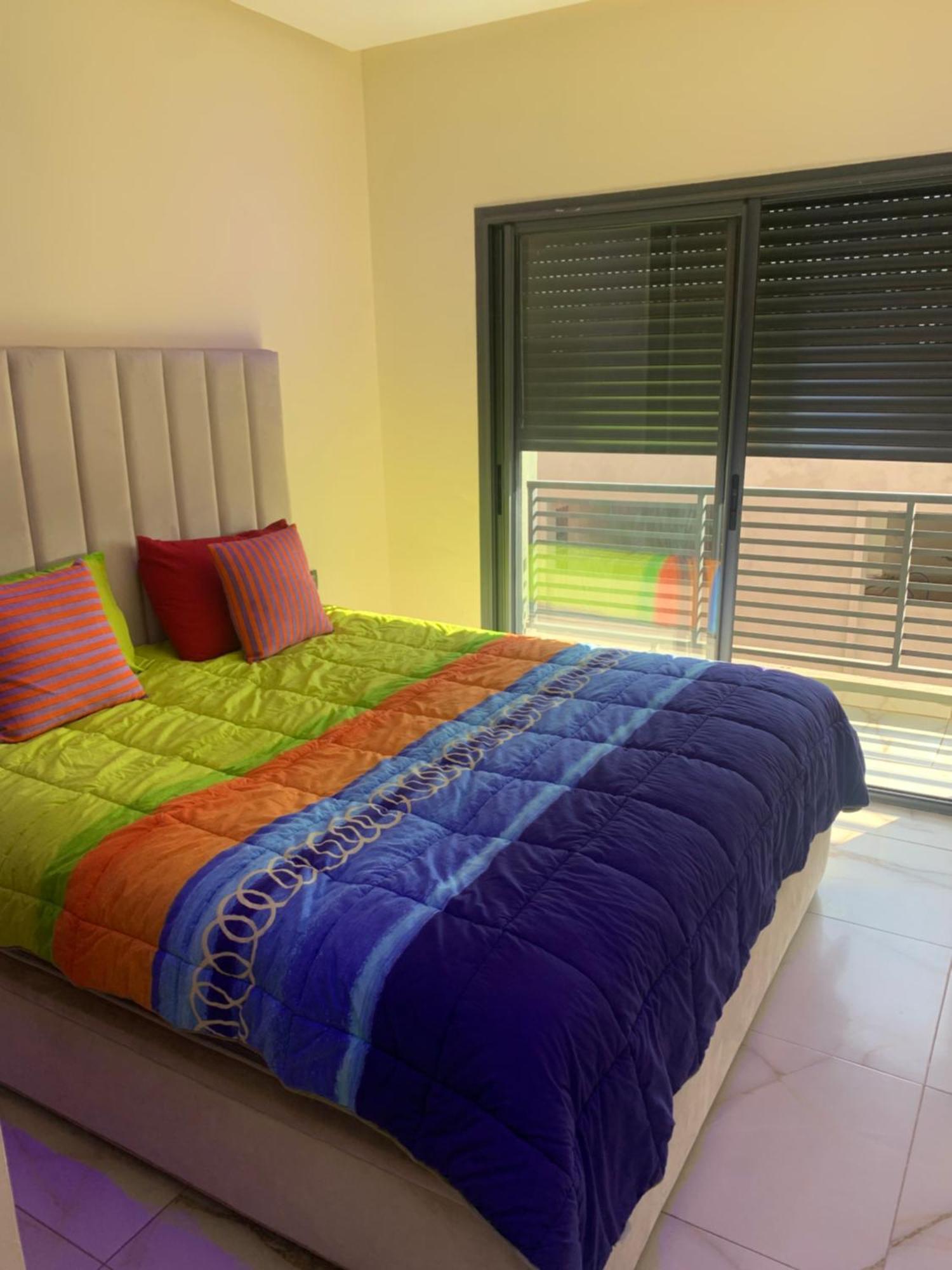 Avec Piscine 2 Chambre Salon Piscine Toilette Salon Cuisine Equipe Apartment Marrakesh