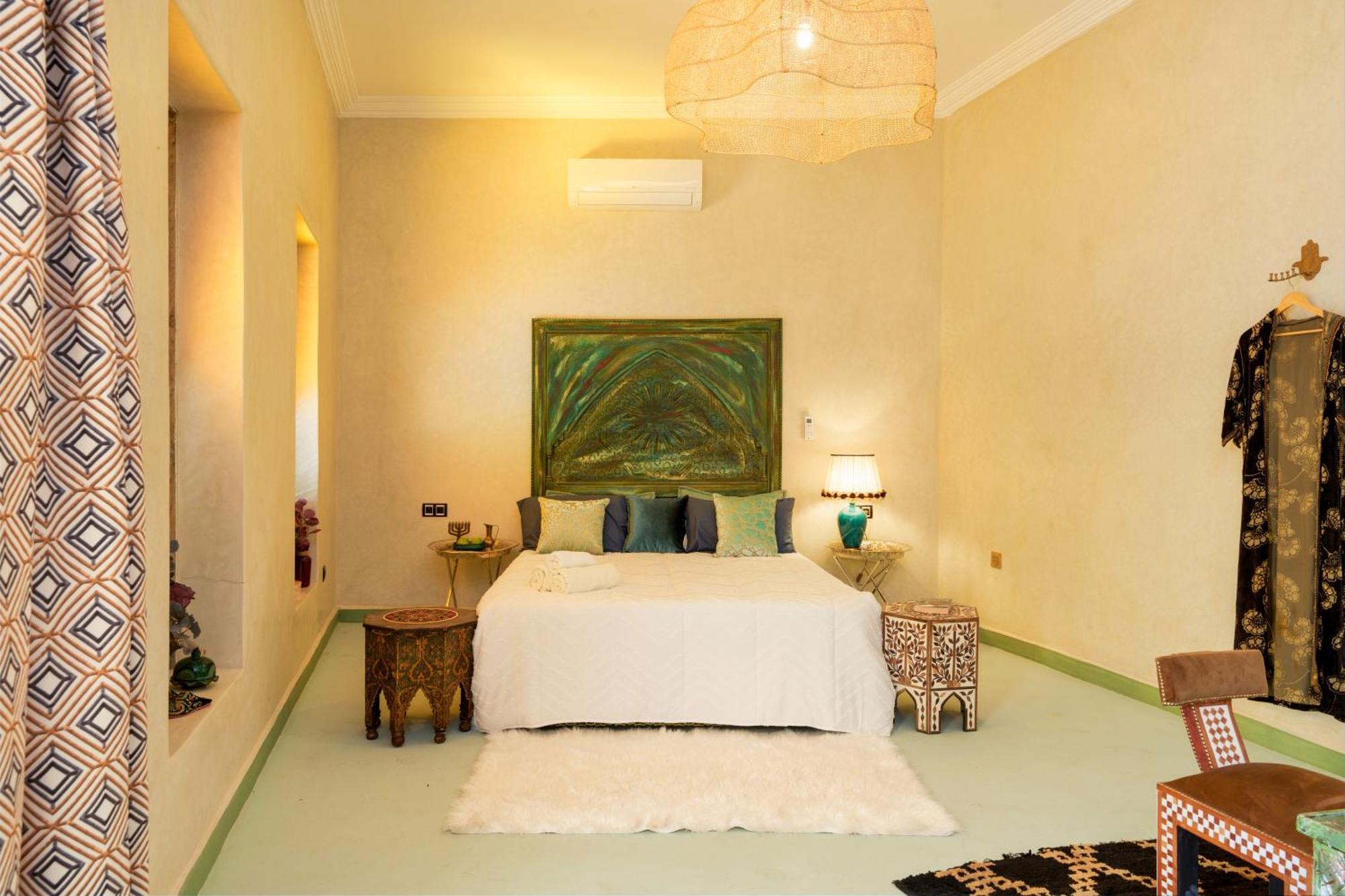 Villa Souad 5 - Parking & Piscine Privee *