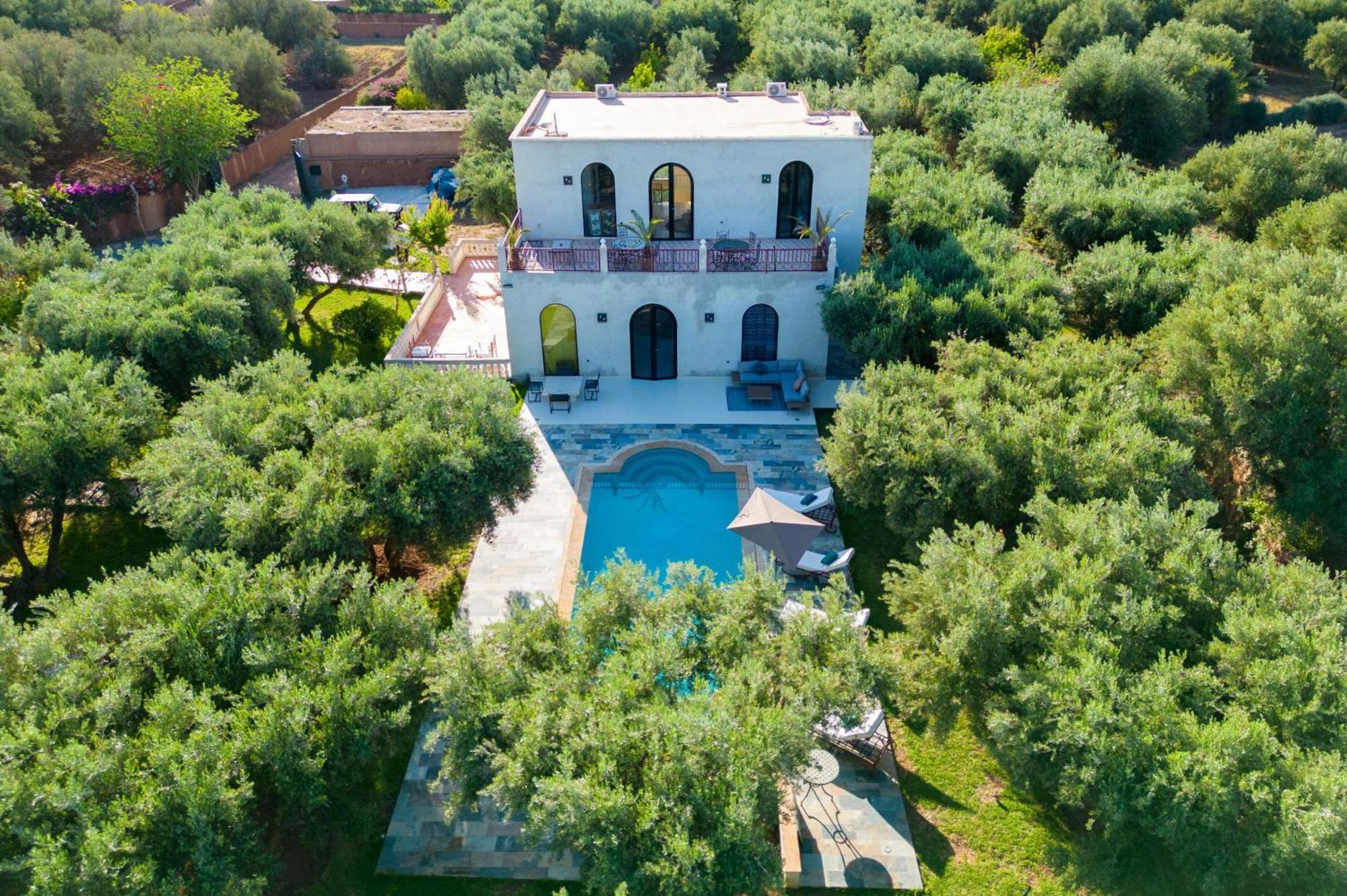 Villa Souad 5 - Parking & Piscine Privee *