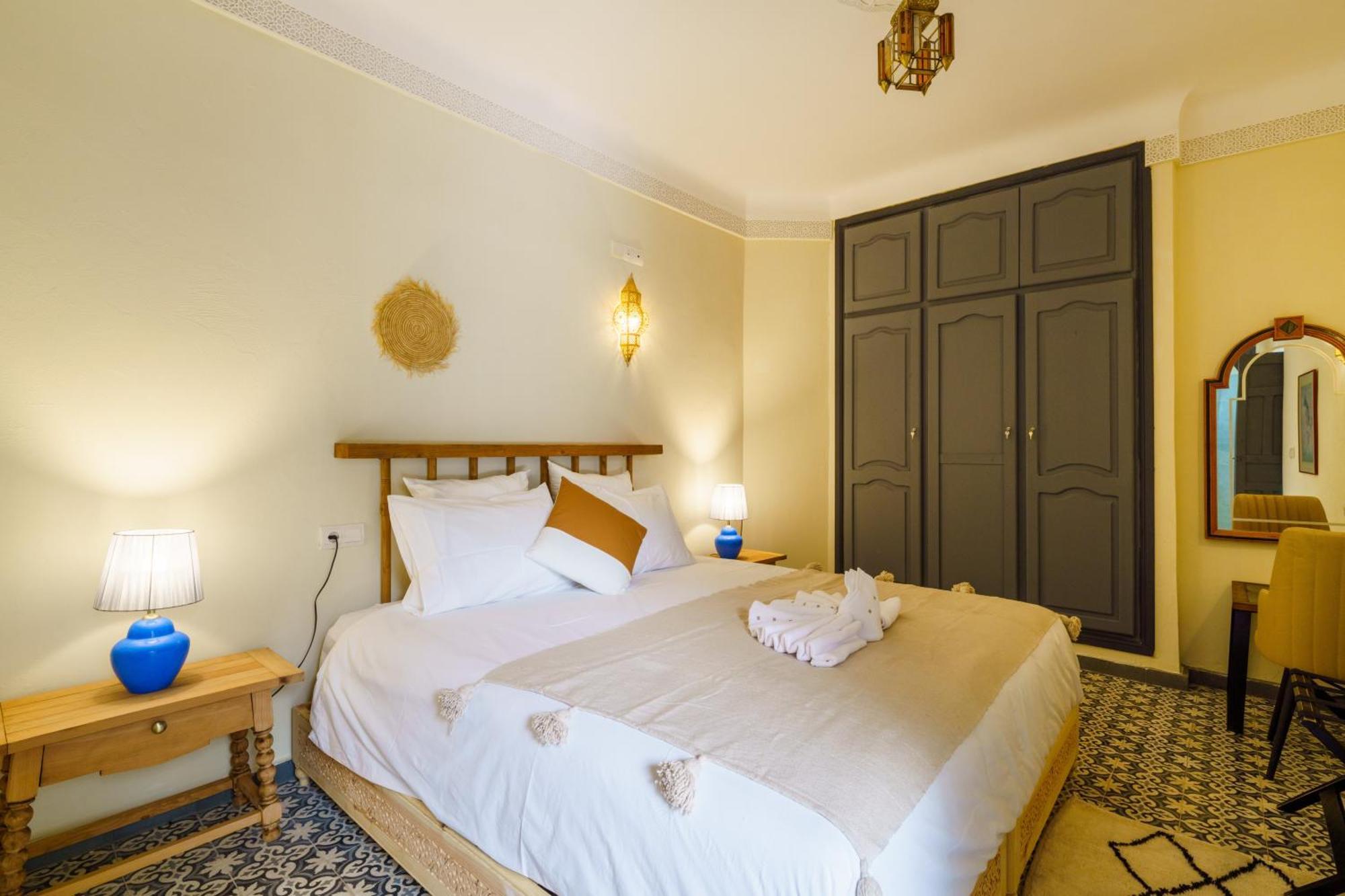 Hébergement de vacances Riad 4 Chambres - Piscine & Petit Dejeuner Gratuit - Wifi Fibre Optique Marrakesh